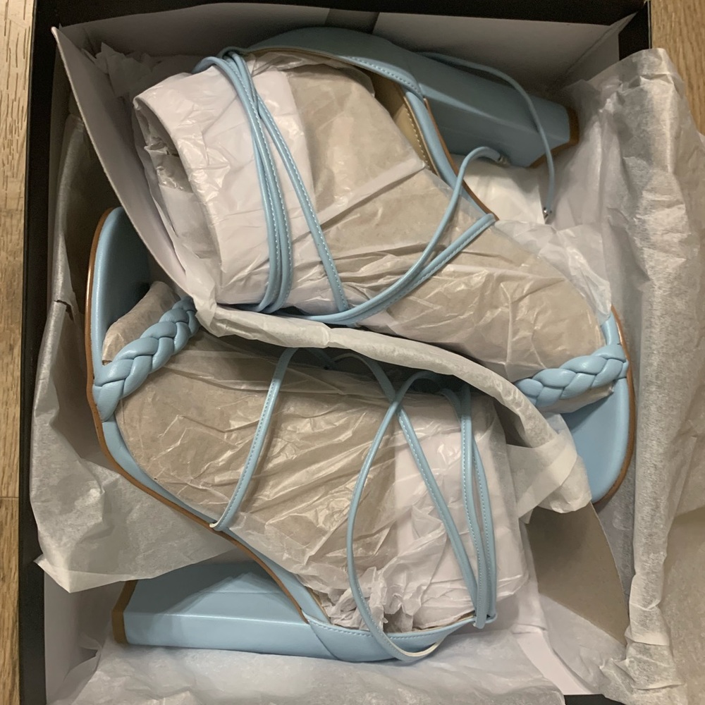 New Nine West - Monikka Ankle wrapped heel - Picture 4 of 5